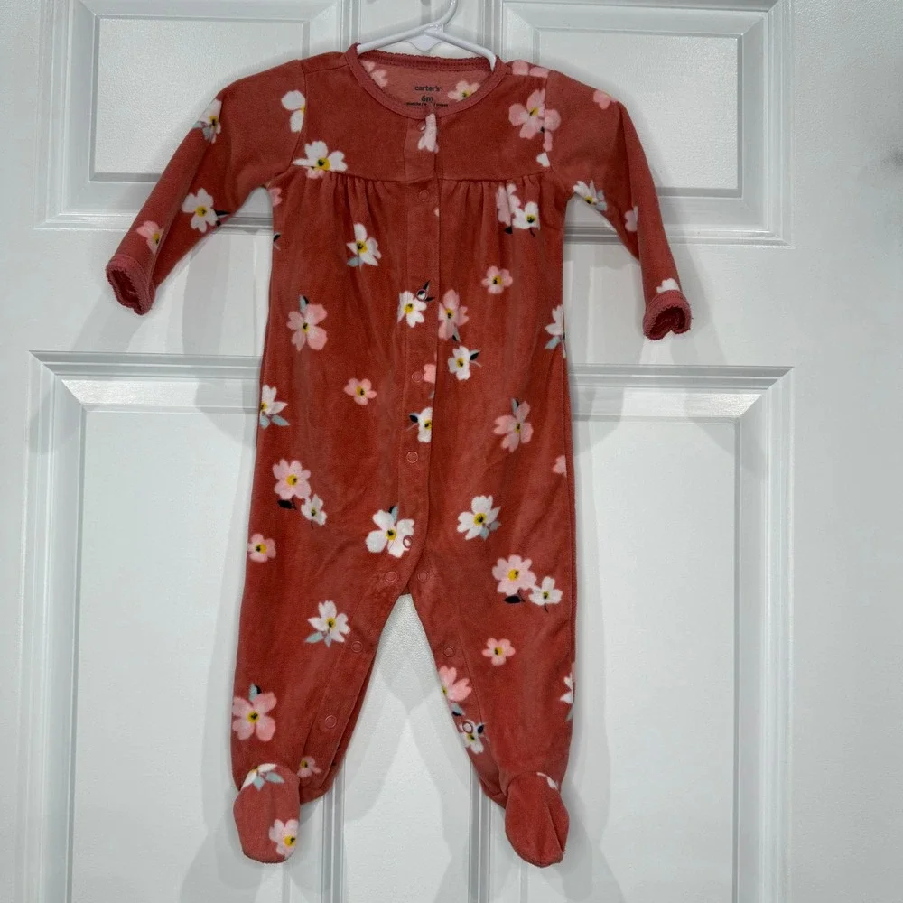 Carter's Baby Girl Size 6 Months‎ Floral Fleece Footed Pajama Sleepers